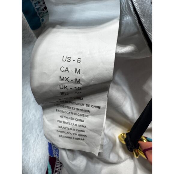 Trina Turk Women's Radiant Blooms Bralette Bikini Set 2 PC sz 6 Multicolor - Picture 4 of 7